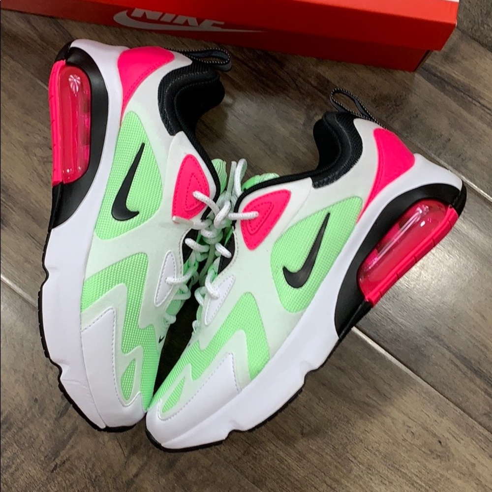 W NIKE AIR MAX 200 white/hyper pink - Picture 14 of 16